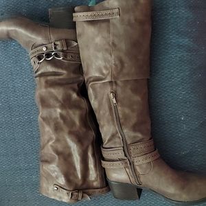 Carlos Santona Knee Boots  Size 9